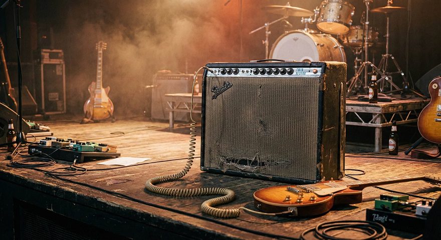 amplificador-fender-twin-reverb-guitarra-les-paul-palco