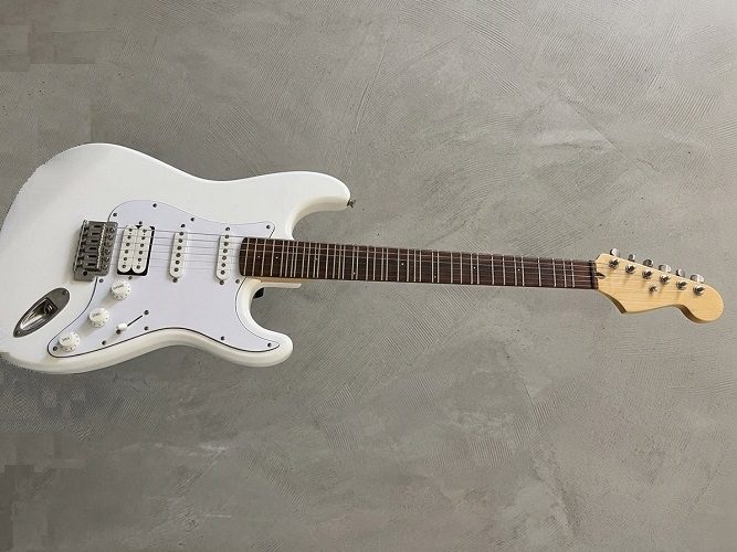 Guitarra Microtonal: O Universo Fascinante Além dos 12 Tons.